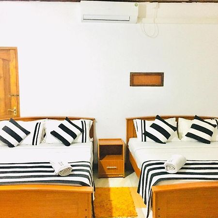 אנוראדפורה Aura City Hostel מראה חיצוני תמונה
