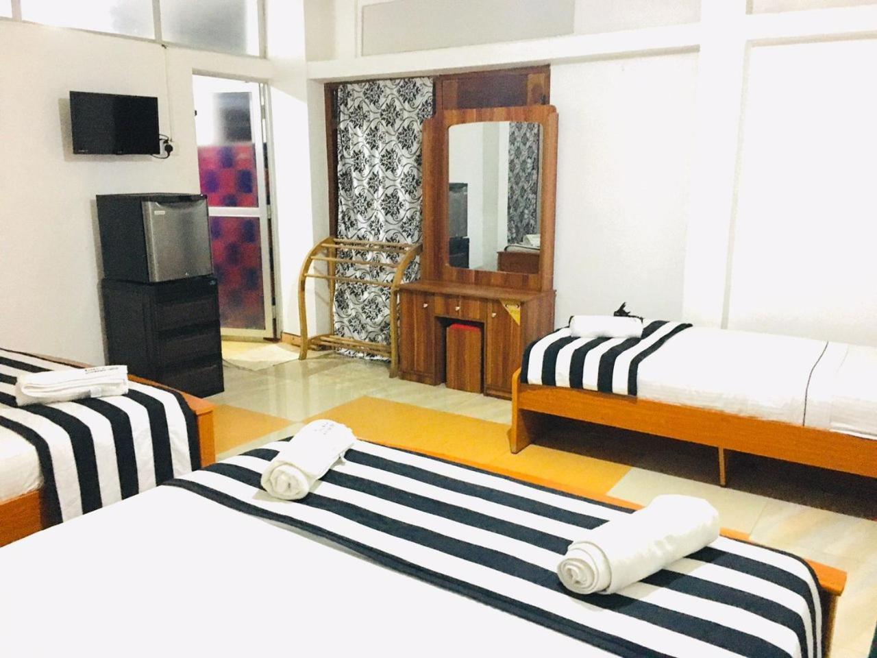 אנוראדפורה Aura City Hostel מראה חיצוני תמונה
