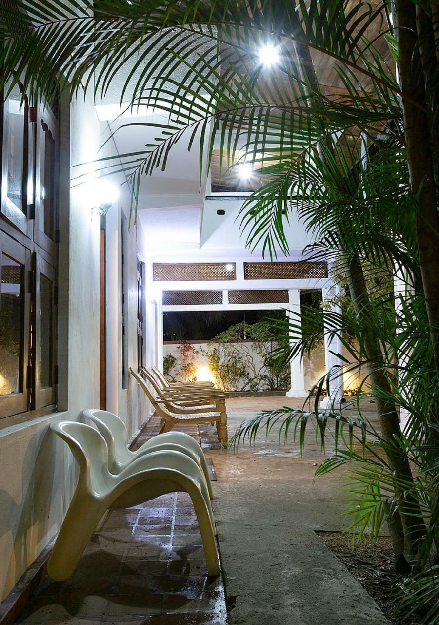 אנוראדפורה Aura City Hostel מראה חיצוני תמונה